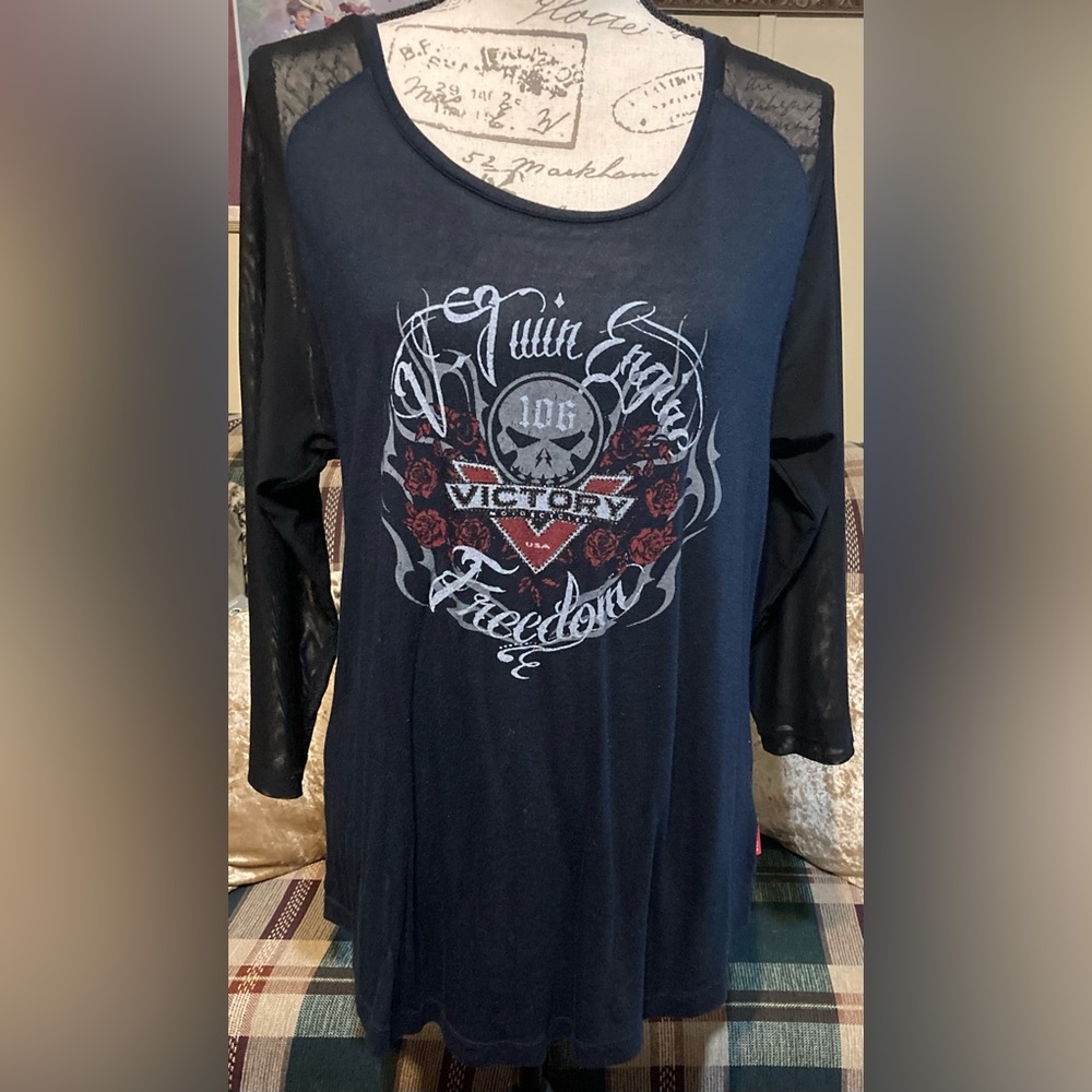 Women's Size XL Victory Licensed Black Rhinestone Graphic Top